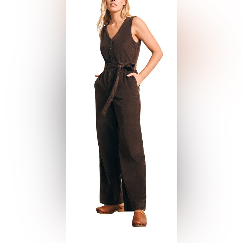 *NWT* Faherty stretch corduroyAlina jumpsuit. Chocolate brown. Size 00
